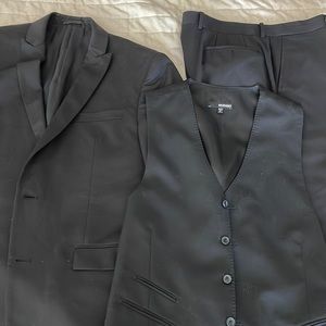 Jacket, vest and pants. Sold all together.